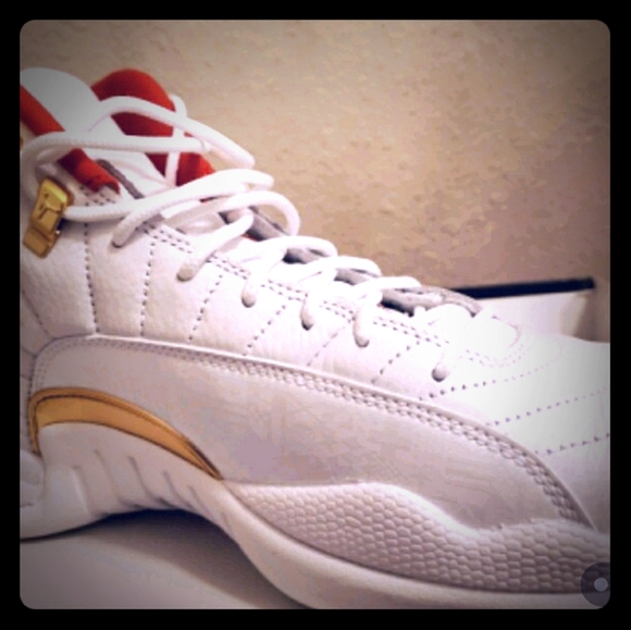 Jordan fiba 12